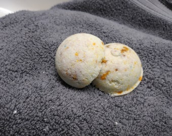 Pineapple Coconut Bath Bomb