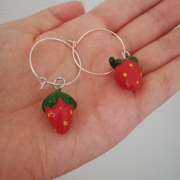 Boucles d'oreilles fraises