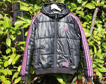 Was es vor dem Bestellen die Adidas chile 62 jacke zu beachten gilt