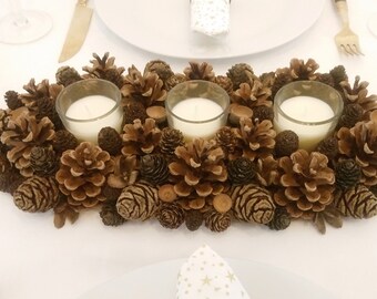 Centro de mesa con vela de piña, decoración de mesa con temática de bosque