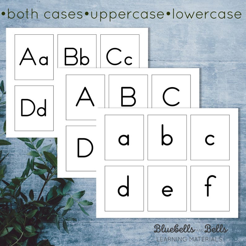 Peut inclure: Tableau d'alphabet imprimable noir et blanc avec des lettres majuscules et minuscules. Le tableau est divis&eacute; en carr&eacute;s avec chaque lettre dans un carr&eacute; s&eacute;par&eacute;. Les lettres sont en ordre alphab&eacute;tique.