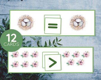 Könnte beinhalten: Ein Satz von 12 Frühlings-Mathe-Karten zum Vergleichen von Mengen. Die Karten zeigen Bilder von Vogelnestern mit Eiern und Blumen. Die Karten enthalten die Symbole =, > und < zum Vergleichen der Mengen von Objekten in jedem Bild.