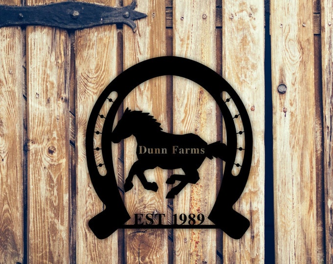 Custom Family Sign, Personalized Metal Sign, Family Name Sign, Welcome Sign, Farm Sign, Ranch Gate Sign, Custom Home Decor,Housewarming Gift