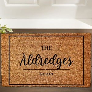 Family Name Dots Welcome Doormat, Housewarming Gift, Wedding Gift, Custom Doormat, Personalized Doormat, Closing Gift, Front Door Mat