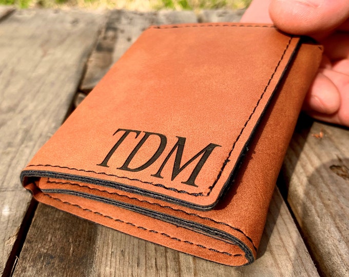 Personalized Monogrammed Leather Tri-Fold Mens Wallet, Leather Wallet, Christmas Gift Dad Boyfriend Men's Stocking Stuffer Gift for him
