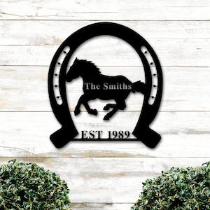 Custom Family Sign, Personalized Metal Sign, Family Name Sign, Welcome Sign, Farm Sign, Ranch Gate Sign, Custom Home Decor,Housewarming Gift