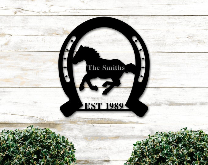 Custom Family Sign, Personalized Metal Sign, Family Name Sign, Welcome Sign, Farm Sign, Ranch Gate Sign, Custom Home Decor,Housewarming Gift