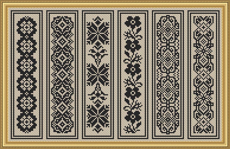 K&ouml;nnte beinhalten: Sechs schwarz-wei&szlig;e Stickmuster auf beigefarbenem Hintergrund. Die Muster sind alle unterschiedlich und beinhalten geometrische Formen, Blumen und andere Designs.