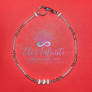 Ilde de Obatala Oshanla Cuentas Brillosas y Pequeñas 2mm y 4mm Cateye Cristal Checo - Pulsera de Obatala Oshanla 2mm Shiny Beads 4mm Cateye