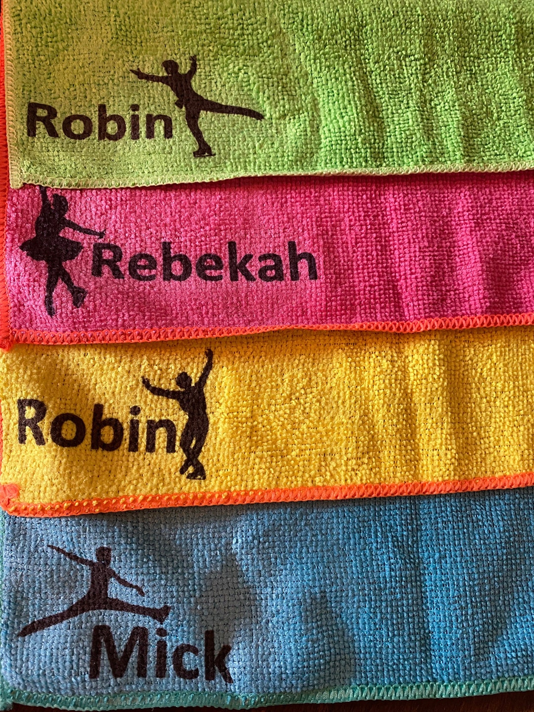 Microfibre Ice Skating Blade Cloths, Male Figure Skating Image, Ice