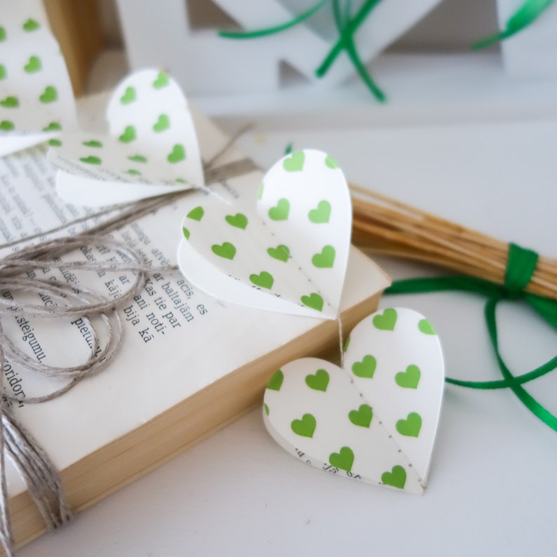 Shamrock garland St Patricks decor St Patricks garland Shamrock gift St Patricks centerpiece St Patricks banner St Patricks day gifts