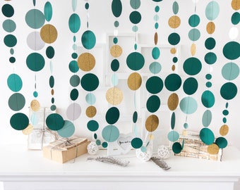 Emerald garland, emerald wedding gackdrop, eucalyptus wedding backdrop, Eucalyptus bridal shower decor, Eucalyptus garland, gold garland