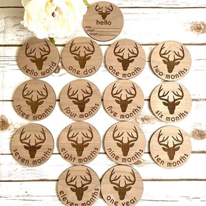 Baby’s Laser coupé 15 chaque bébé cerfs en bois milestone cards milestone disks cartes jalon mensuelle nouveau cadeau bébé douche