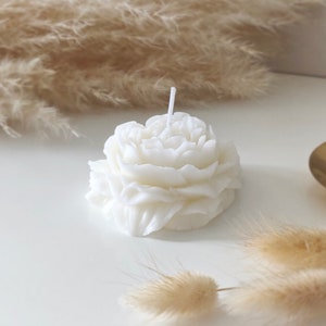 Decorative candle - White peony flower