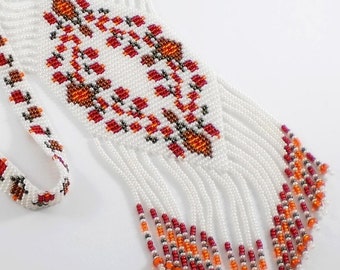 Handmade long beaded necklace for women in ethnic style, bead sautoir, flower pattern, boho style, fringe necklace