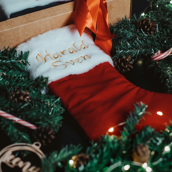 VELVET CHRISTMAS SOCK - Weihnachtsstrumpf - Personalisierte Weihnachtssocke - Roter Weihnachtsstrumpf - Luxus Weihnachtssocke