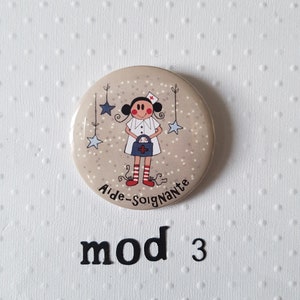 Badge infirmière,Badge aide-soignante, personnalisé 56mm ,Badge médical personnalisable image 3