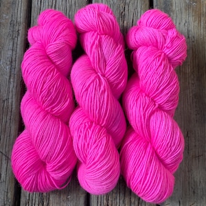 Hand-dyed wool, sock wool 100g strand soft