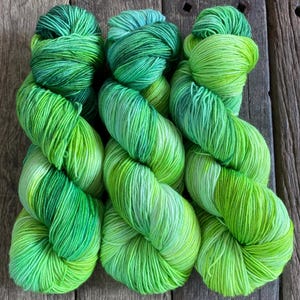 Hand-dyed wool, sock wool 100g skein soft