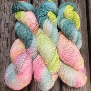 Hand-dyed wool, sock wool 100g skein soft