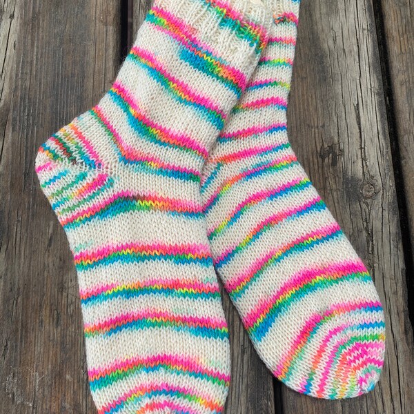 Hand-knitted soft wool socks, house socks, cuddly socks, sofa socks, children's socks, size 34/35 rainbow