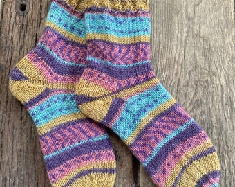 Handgestrickte  dicke Wollsocken aus 4fach  Sockenwolle, Haussocken Kuschelsocken, Sofasocken Kinder Socken Gr.30/31 Unikate!!!