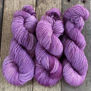 Hand-dyed wool, sock wool 100g skein soft