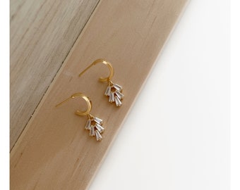 DIANA - Dangle Earrings - Elegant Earrings - Gold plated Earrings - Zircon Earrings