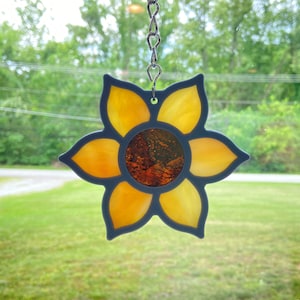 Flower Stained Glass Pattern - 4&quot; Diameter Full Scale Digital Download