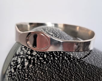 Sterling Silver Bracelet, Size Small, Hand Hammered, Silver Bangle, Artisan Jewellery, Unique Design, Special Gift