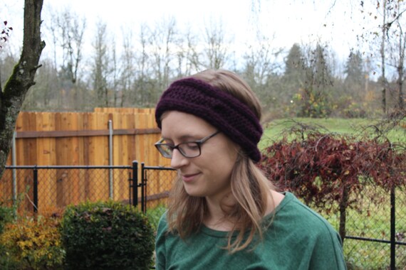 Knit Purple Ear Warmer With a Twist Pattern - Etsy display picture 2