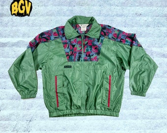 hoodless windbreaker