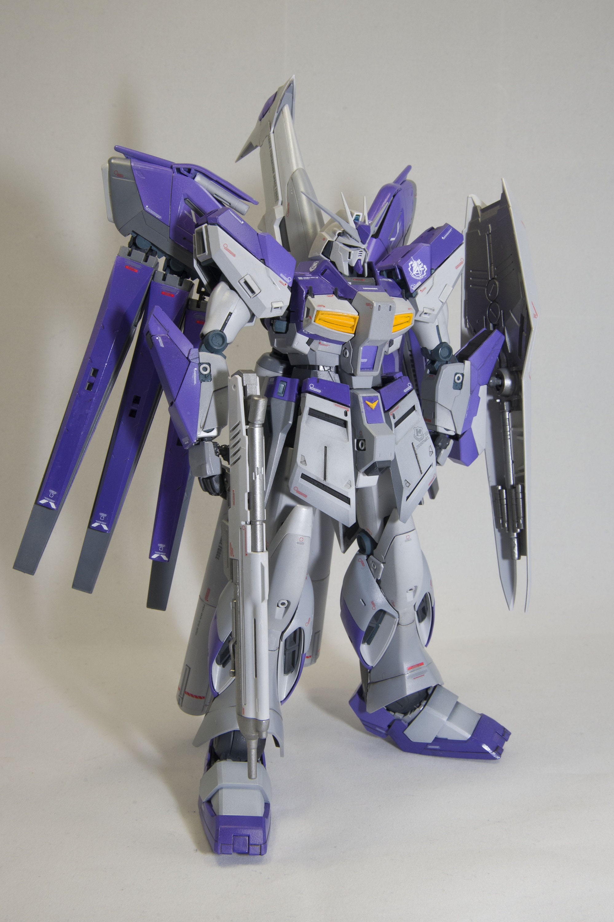 Bandai Master Grade Hi-nu Gundam With Clear Acrylic Stand. Custom Build ...