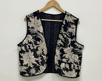 Kantha-gilet met bloemenprint, zwart katoenen hemd, L-XL