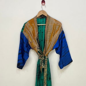 Bata de seda estilo boho tie-dye, kimono largo patchwork, kimono hippie para festivales, bata cómoda para damas de honor, kimono de verano, pareo para bikini