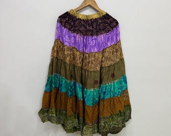 Gonna lunga in seta patchwork: gonna boho da festival fatta a mano