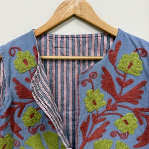 Hippie Jacket
Suzani Jacket
Embroidery Jacket
Cotton Jacket
Floral Jacket
Sleeveless Jacket
Handmade Jacket
Suzani Waistcoat
Embroidered Vest
Jacket For Women
Festival Jacket
Gift For Her
Winter Jacket