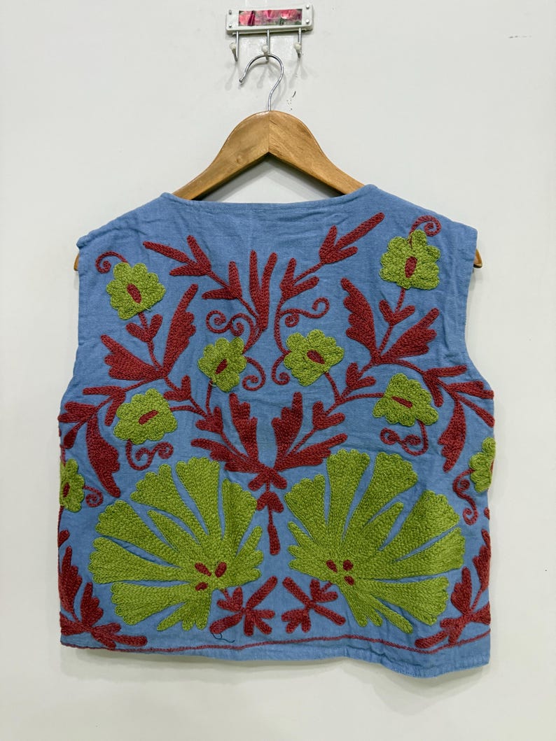 Hippie Jacket
Suzani Jacket
Embroidery Jacket
Cotton Jacket
Floral Jacket
Sleeveless Jacket
Handmade Jacket
Suzani Waistcoat
Embroidered Vest
Jacket For Women
Festival Jacket
Gift For Her
Winter Jacket