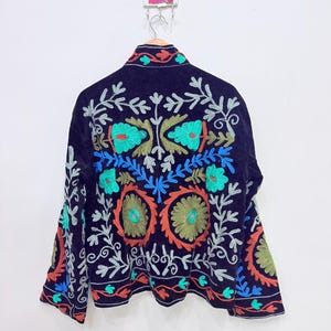 Suzani Coat
Bohemian Jacket
Hippie Jacket
Short Jacket
Floral Jaket
Embroidered Jacket
Festival Outfit
Gift For Her
Suzani Jacket
Embroidery Jacket
Velvet Jacket
Cotton Jacket
Winter Jacket