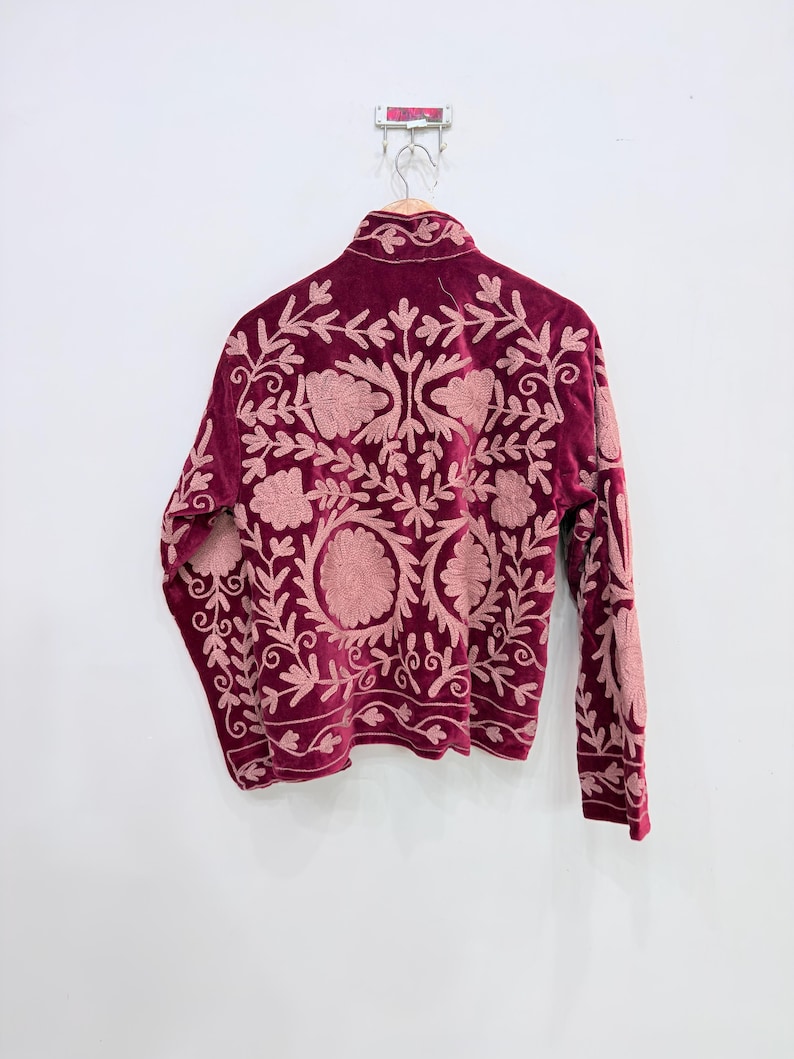 Suzani Jacket
Jacket For Women
Velvet Jacket
Short Jacket
Handmade Jacket
Embroidered Jacket
Winter Jacket
Coat Jacket
Hippie Jacket
Gift For Her
Cotton Jacket
Suzani Coat
Bohemain Jacket