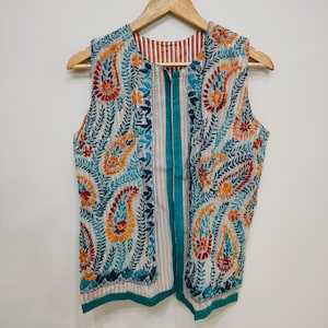 Embroidered Cotton Vest, Boho Paisley Sleeveless Jacket, Women Phulkari Waistcoat, Bohemian Short Jacket, Hippie Winter Jacket