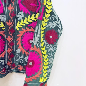 Handmade Jacket
Suzani Coat
Winter Jacket
Warm Coat
Short Jacket
Indian Jacket
Embroidered Jacket
Floral Jacket
Velvet Jacket
Suzani Jacket
Coat Jacket
Women Jacket
Gift For Women