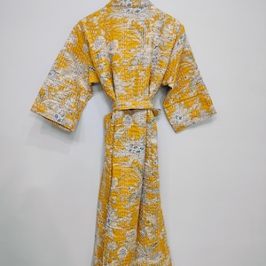 Kantha Jacket
quilted jacket
kimono jacket
kimono robe
kantha robe
winter wear robe
long kimono
kimono for women
Cotton Kimono Jacket
Wedding Robe
Valentine Gift
Long Jacket
Warm Jacket