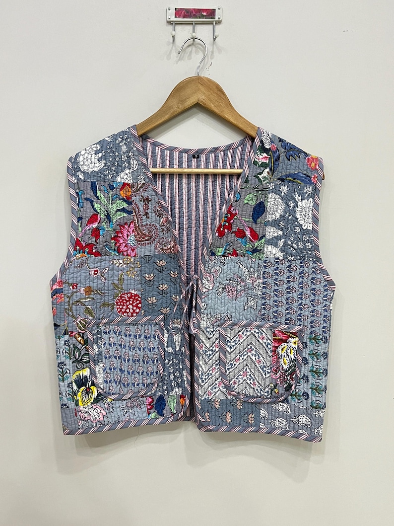 Patchwork Jacket
Quilted Jacket
Handmade Jacket
Indian Vest Jacket
Jacket For Women
Boho Sleeveless Vest
Short Jacket
Jacket With Pocket
Bohemian Jacket
Quilted Vest
Boho Jacket
Winter Warm Jacket
Cotton Waistcoat