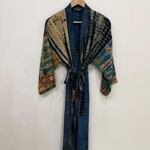 Handmade Tie Dye Silk Patchwork Robe, Recycle Sari Silk Robe, Comfy Bridesmaid Robe, Tie Dye Resort Wear Silk Bathrobe, Bikini Cover Up