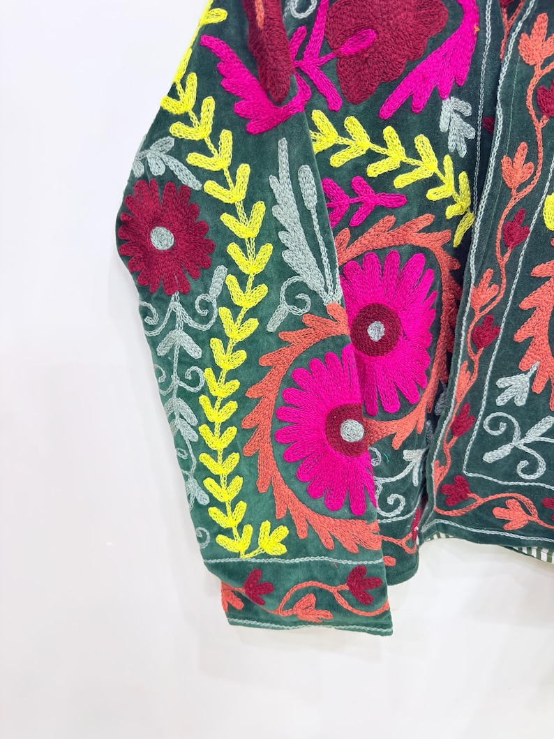 Handmade Jacket
Suzani Coat
Winter Jacket
Warm Coat
Short Jacket
Indian Jacket
Embroidered Jacket
Floral Jacket
Velvet Jacket
Suzani Jacket
Coat Jacket
Women Jacket
Gift For Women