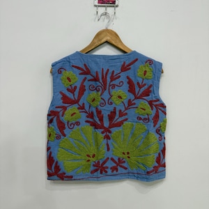 Hippie Jacket
Suzani Jacket
Embroidery Jacket
Cotton Jacket
Floral Jacket
Sleeveless Jacket
Handmade Jacket
Suzani Waistcoat
Embroidered Vest
Jacket For Women
Festival Jacket
Gift For Her
Winter Jacket