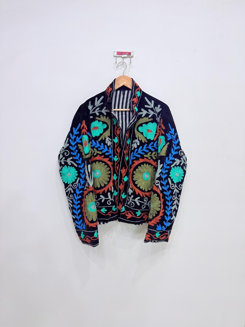 Suzani Embroidery Jacket, Velvet Suzani Coat, Bohemian Jacket, Hippie Short Jacket, Floral Embroidered Jacket, Festival Outfit, Gift For Her