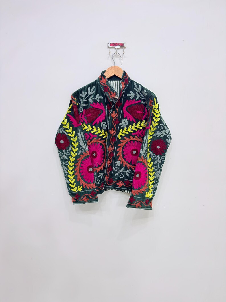 Hand Embroidered Floral Jacket, Velvet Jacket Coat, Suzani Short Jacket, Indian Jacket, Handmade Suzani Coat, Winter Warm Jacket
