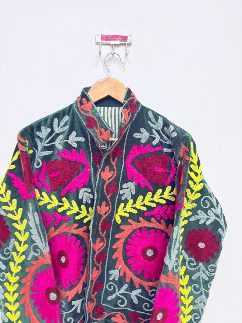 Handmade Jacket
Suzani Coat
Winter Jacket
Warm Coat
Short Jacket
Indian Jacket
Embroidered Jacket
Floral Jacket
Velvet Jacket
Suzani Jacket
Coat Jacket
Women Jacket
Gift For Women